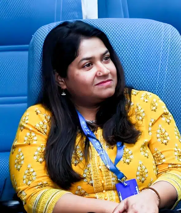 5-Purandhi.jpg