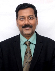Dr.-Yogesh-Sexana-1